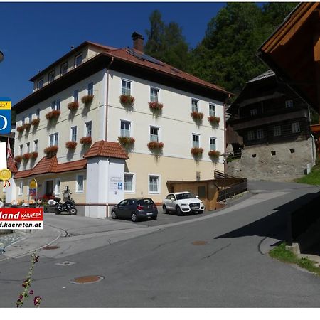 Hotel Kirchenwirt Bad Kleinkirchheim Bagian luar foto