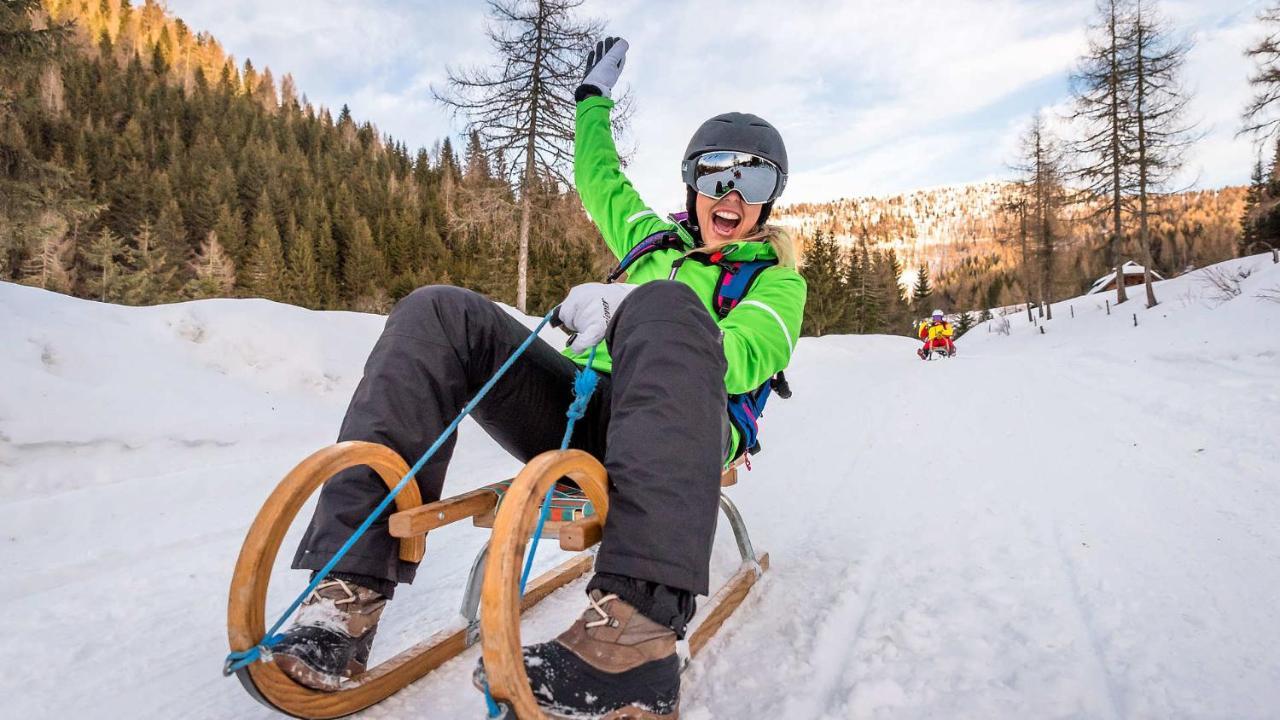 Hotel Kirchenwirt Bad Kleinkirchheim Bagian luar foto