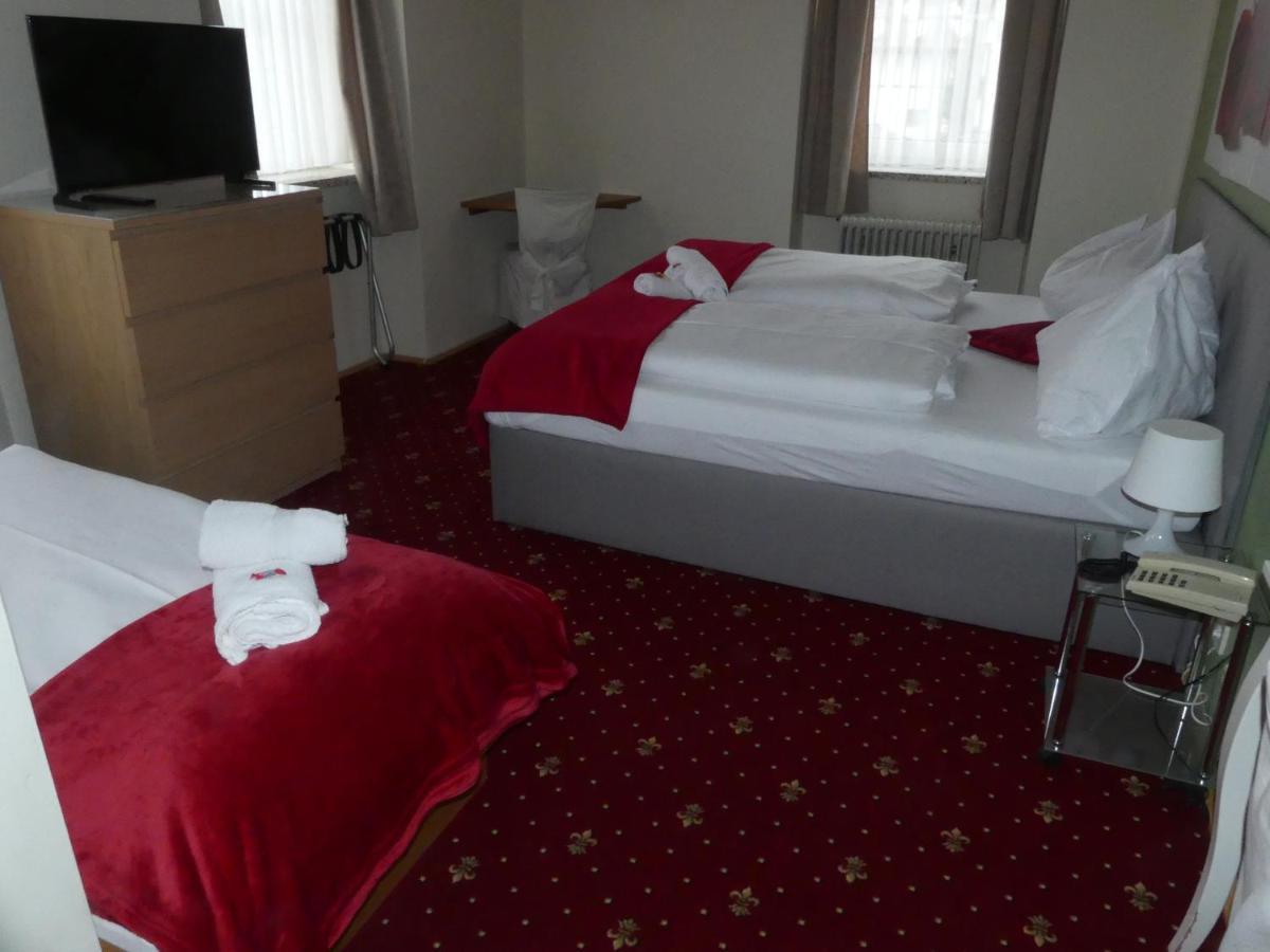 Hotel Kirchenwirt Bad Kleinkirchheim Bagian luar foto