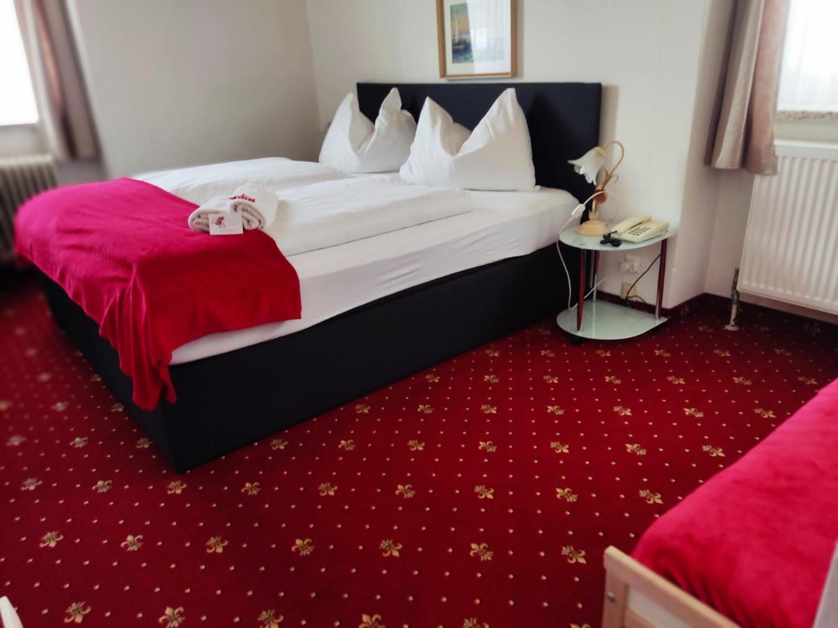 Hotel Kirchenwirt Bad Kleinkirchheim Bagian luar foto