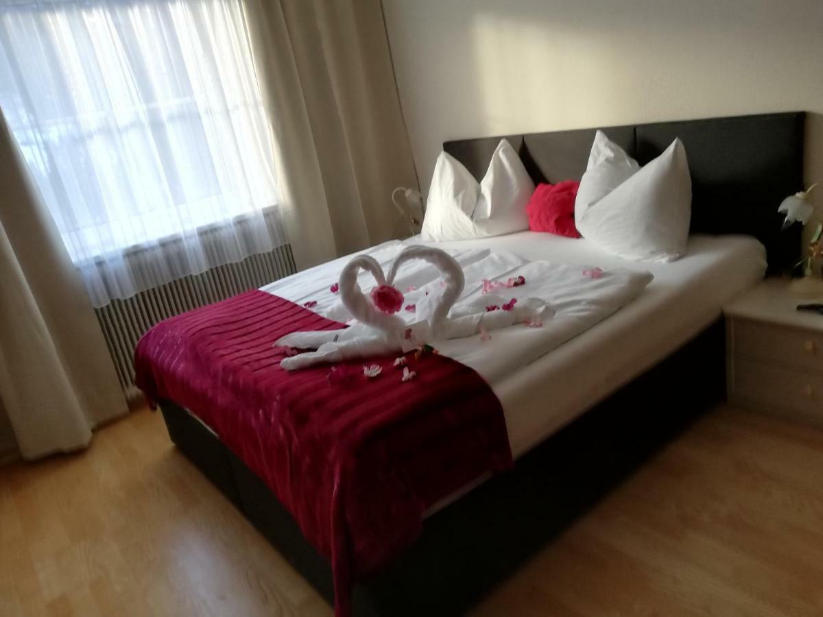 Hotel Kirchenwirt Bad Kleinkirchheim Bagian luar foto